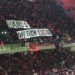 Parulla “Hiqini duart nga Kosova” në ndeshjen Shqipëri – Francë