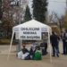 Qytetarët e Pejës po solidarizohen me Shqipërinë