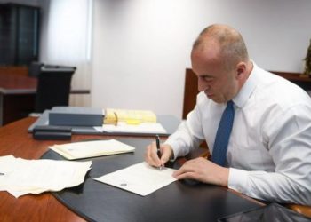 “Gjysmë milioni për dreka” – Zyra e Kryeministrit Hardinaj, del me një sqarim