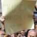 Punëtorët e sektorit privat kërcënojnë me protesta