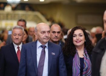 Mustafa i reagon Kurtit: LDK s’cakton data