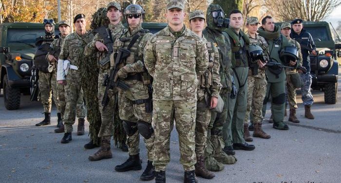 Mali i Zi do të vendosë ushtrinë në kufij