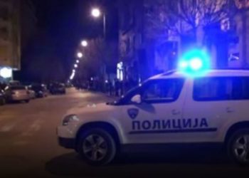 Tifozët e Vardarit sulmojnë me thika kosovarët