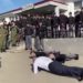 Haradinaj i sfidon ushtarët e FSK-së më pompa
