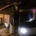 Një turist i dehur e vjedh autobusin, shkatërron çdo gjë që i del përpara