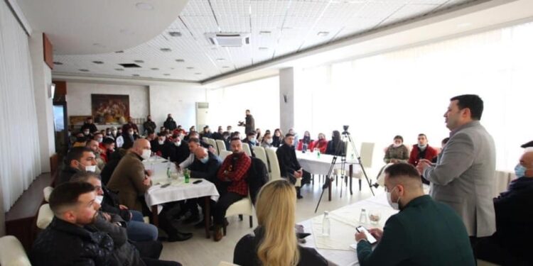 Degës së PDK-së në Gjakovë i bashkohen 70 të anëtarë të rinj!