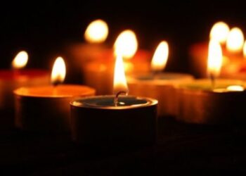 Vdes babai i ish-ministrit të Arsimit