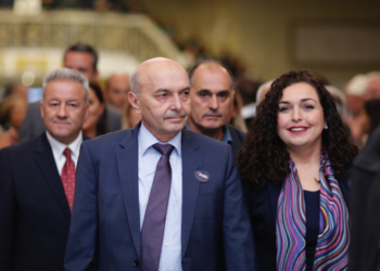 Isa Mustafa: Vjosa po sillet si rrebele e VV-së