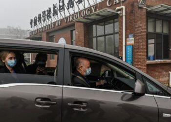 Ekipi i ekspertëve të OBSH-së futen në laboratorin kryesor të viruseve në Wuhan, kërkojnë prejardhjen e coronavirusit