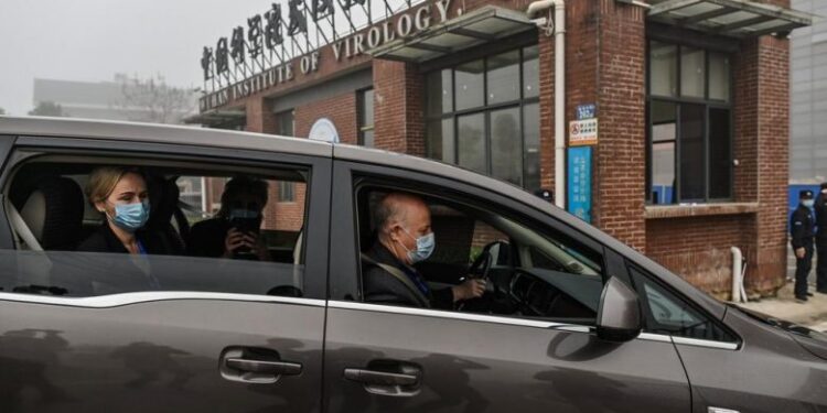 Ekipi i ekspertëve të OBSH-së futen në laboratorin kryesor të viruseve në Wuhan, kërkojnë prejardhjen e coronavirusit