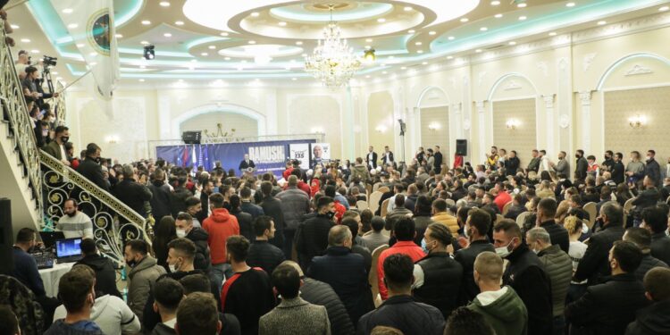Haradinaj, ja “merr” Malishevën, Fatmirit