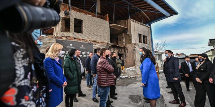 Osmani: Shtëpitë-shkolla ishin rezitencë ndaj diskriminimit e shkeljeve të të drejtave të njeriut nga regjimi serb