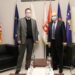 Ambasadori britanik publikon fotografi me Isa Mustafën, tregon arsyet e vizitës në LDK