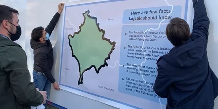 Aksioni i PSD-së për hartën në zyrën e Lajçakut: Ai tashmë është pozicionuar në anën e Serbisë
