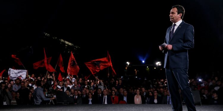 Vetëvendosje pas vendimit të KQZ-së: Listës sonë i prin Albin Kurti