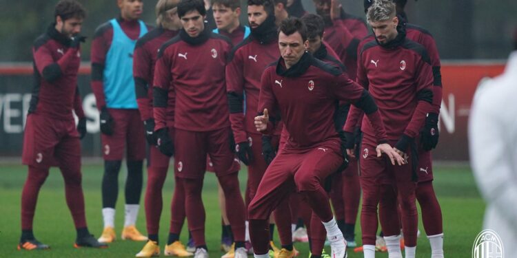 Publikohet lista e lojtarëve, Bennacer dhe Mandzukic mungojnë ndaj Romës