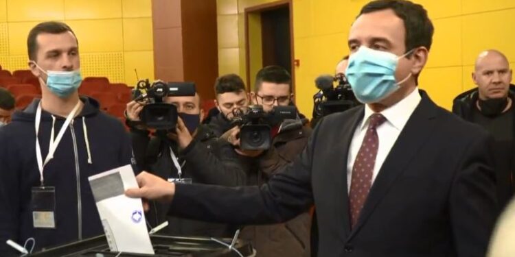 Voton Kurti: Sot është ditë e bardhë e ndritshme, ashtu siç do të jetë edhe e ardhmja jonë