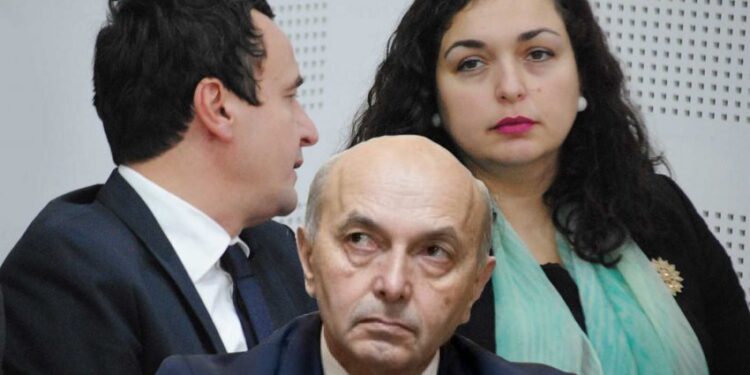 LDK-ja në koalicon me VV-në vetëm me një kusht, hap dyert prapë për Vjosa Osmanin