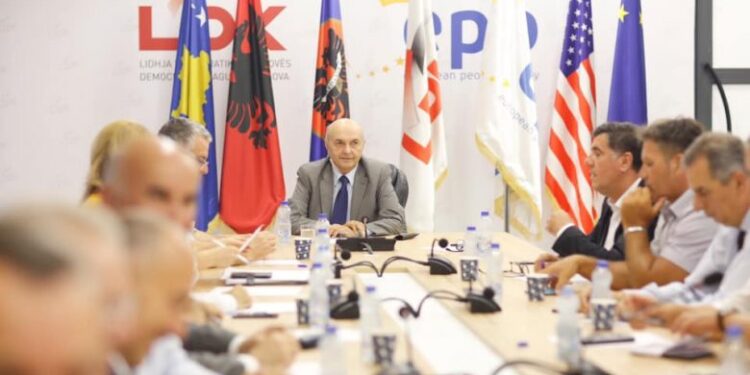 Analistët: Dorëheqja e Mustafës nuk mjafton, kush mund të drejtojë partinë