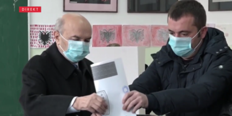 Voton Isa Mustafa, fton qytetarët të shfrytëzojnë të drejtën e tyre për votë