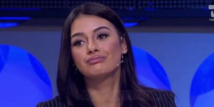 Ana e “Përputhen”, thotë se ka frikë të vazhdoj njohjen me djemtë e emisionit