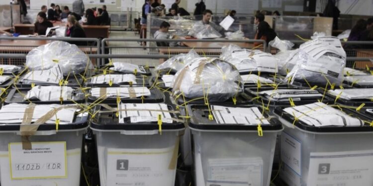 Sot pritet të fillojë numërimi i votave me kusht