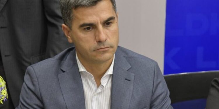 Xhafer Tahiri, tregon se çfarë ndodhi në incidentit me studenten në fakultet