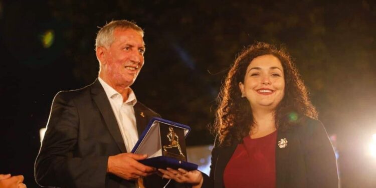 Quni thirrje Osmanit: Ktheju LDK-së nëse vërtetë je Rugoviste