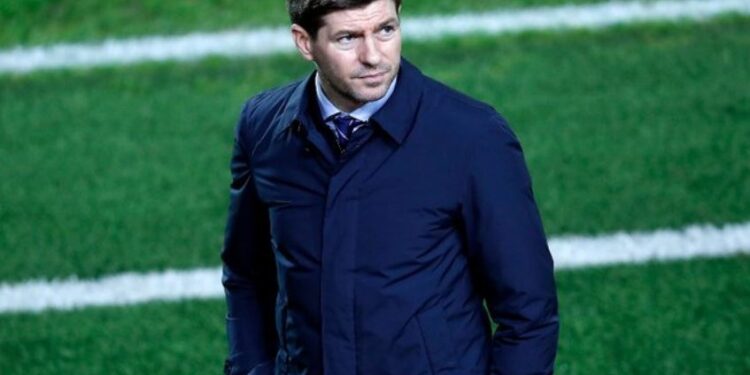 “Sky Sports” – Gerrard zëvendësuesi i Klopp në “Anfield”