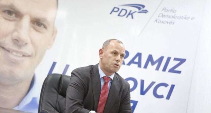 I zhgënjyer me rezultatin e PDK-së, Ramiz Lladrovci kërkon dorëheqje të kryetarëve të Degëve dhe në Kryesi