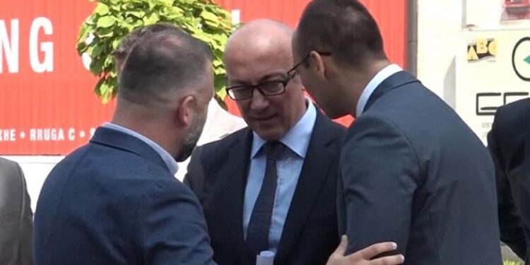 Lista Serbe hesht ndaj paralajmërimit të Lëvizjes Vetëvendosje