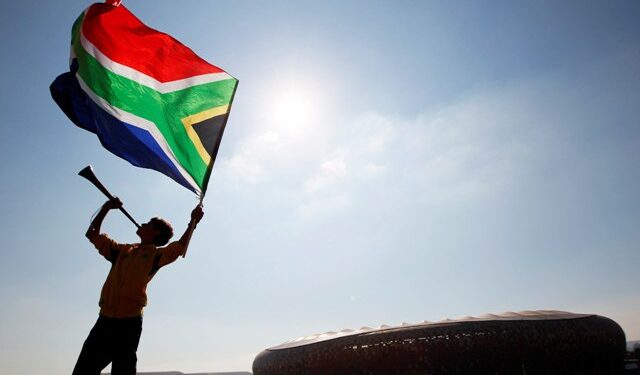 Afrika e Jugut rihapë 20 kufijtë e saj