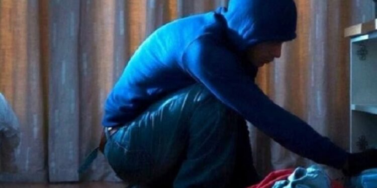 Vidhen 15 mijë euro në një banesë në Rahovec