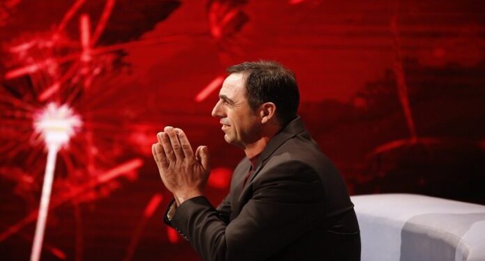 Kujtonte se kishte vdekur, Komandanti i UÇK-së takon ushtarin e tij pas 21 vitesh