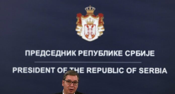 Reagime edhe në Tiranë ndaj postimit nxitës të Vuçiqit