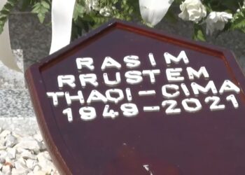 I jepet lamtumira e fundit artistit të madh, Rasim Thaçi (FOTO)
