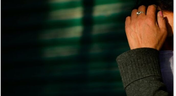 Burri në Viti e rrah gruan, e bën për spital