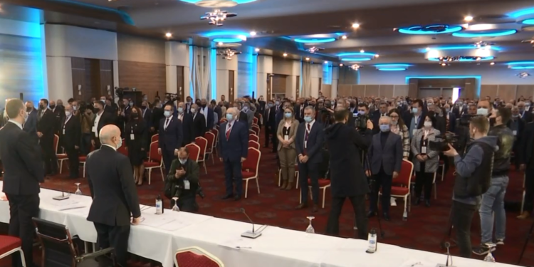 Nis punimet kuvendi i LDK-së