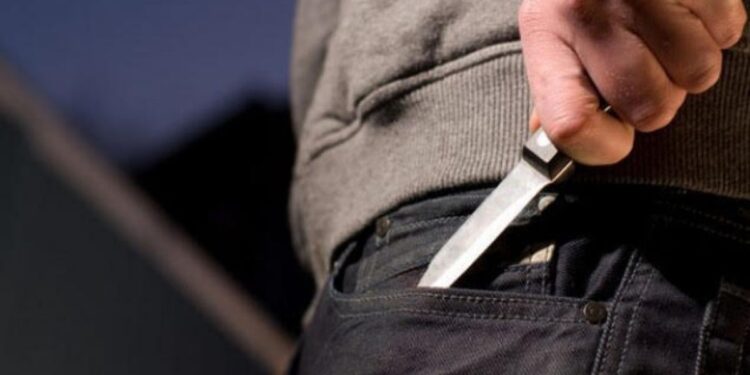 Arrestohen tre persona për armëmbajtje pa leje në Prishtinë