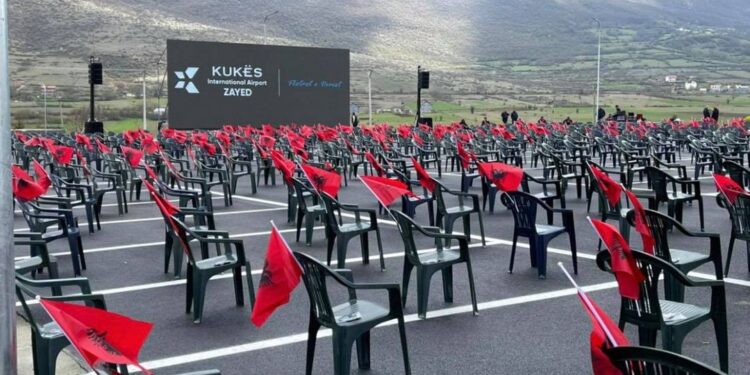 Sot ulet avioni i parë në Kukës