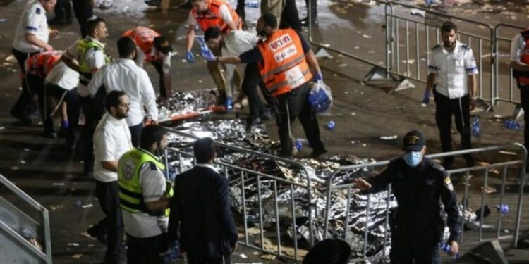 Izrael, mbi 44 të vdekur,  turmën e kapi paniku