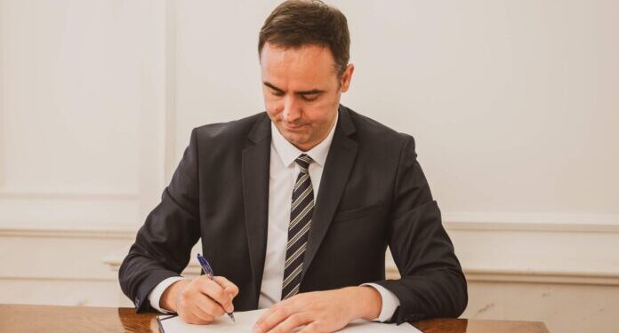 Dita e Kushtetutës, Konjufca: Rrugëtimi ynë për të arritur deri te dita e sotme ishte i vështirë dhe përplot dhembje