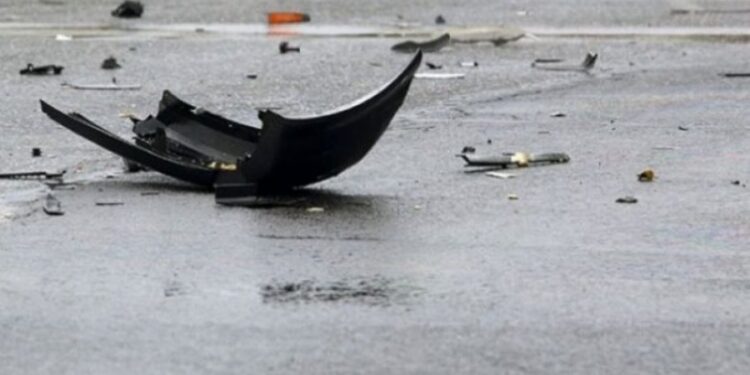 Aksident mes veturës dhe motoçikletës në Prishtinë, dy të lënduar