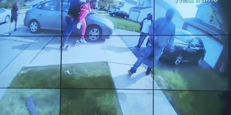 Momenti shokues kur policia e vret 15-vjeçaren VIDEO