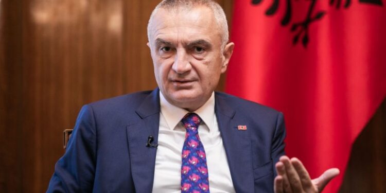 Meta qytetarëve: Mos u ndikoni nga sondazhet se me ato do qeshni