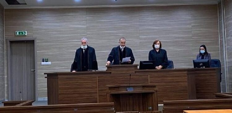 I akuzuari për pjesëmarrje në grupe terroriste dënohet me tri vite burgim