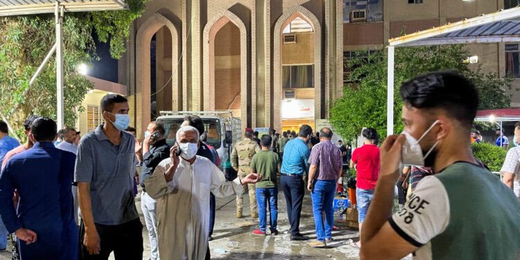 Së paku 82 të vdekur nga shpërthimi në një spital për COVID-19 në Baghdad