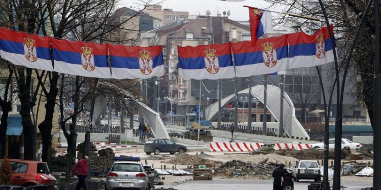 Kuku për “shqiptarët”: Mbi 300 serbë të Mitrovicës paguhen nga buxheti i Kosovës, pa punuar fare