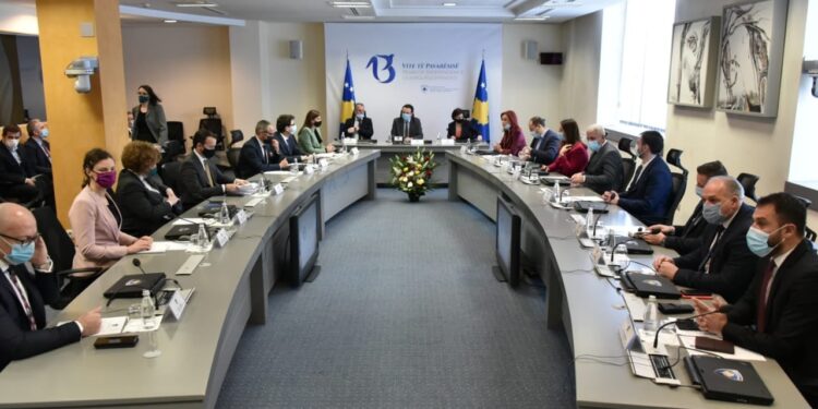 Qeveria Kurti mblidhet në ora 16, çka po ndodhë