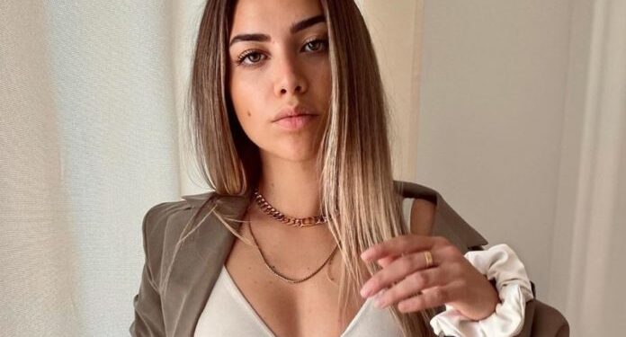 Sara Hoxha trupin si “peshk” pas lindjes